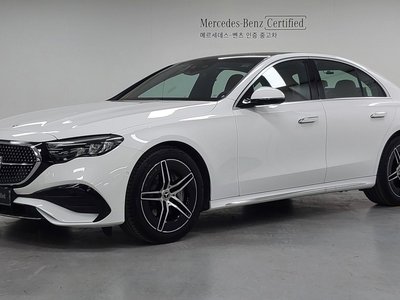 MERCEDES-BENZ E-CLASS - 1