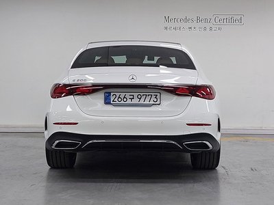 MERCEDES-BENZ E-CLASS - 3