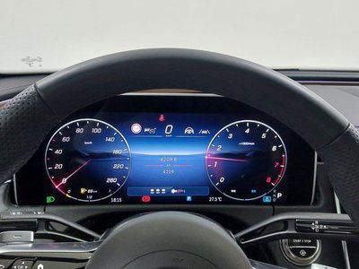 MERCEDES-BENZ E-CLASS - 8