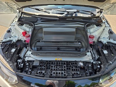 MERCEDES-BENZ EQE - 7