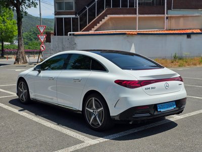 MERCEDES-BENZ EQE - 4