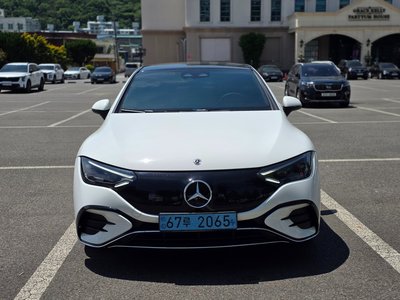MERCEDES-BENZ EQE - 2