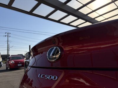 2018 Lexus LC thumbnail 31