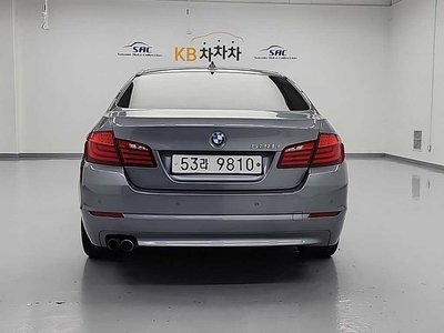 BMW 5 SERIES - 2