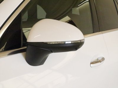 MERCEDES-BENZ GLC - 7