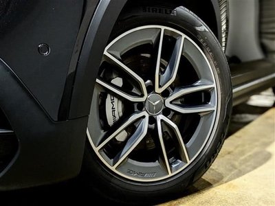 MERCEDES-BENZ GLB - 3