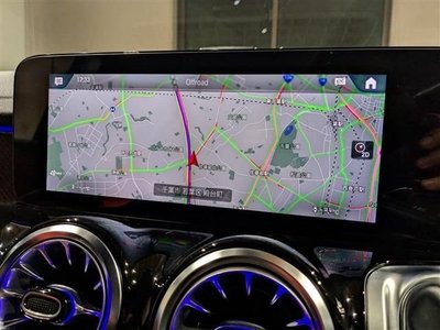 MERCEDES-BENZ GLB - 10