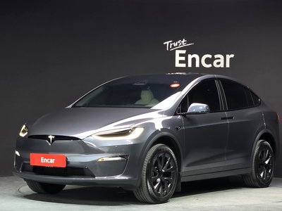 2023 Tesla MODEL X — фото 1