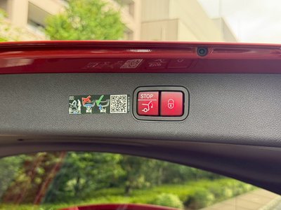2025 Mercedes-BENZ E-CLASS 缩略图 32