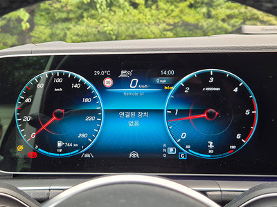 صورة 9 لـ 2023 Mercedes-BENZ GLE