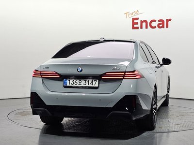 BMW 5 SERIES - 3