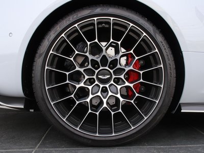 ASTON MARTIN DBS SUPERLEGGERA VOLANTE - 8