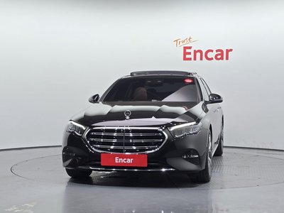 MERCEDES-BENZ E-CLASS - 2