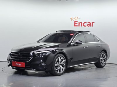 MERCEDES-BENZ E-CLASS - 1