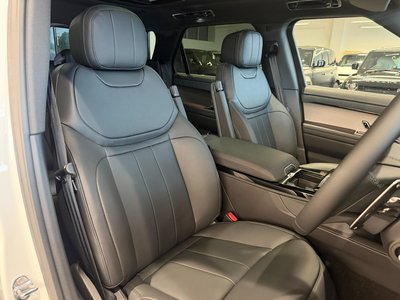 2025 LAND Rover RANGE ROVER SPORT thumbnail 15
