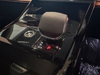 2025 LAND Rover RANGE ROVER SPORT thumbnail 33