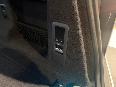 2025 LAND Rover RANGE ROVER SPORT thumbnail 37