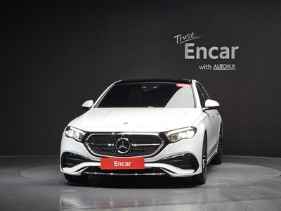 2025 Mercedes-BENZ E-CLASS 照片 2