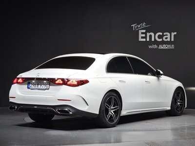 2025 Mercedes-BENZ E-CLASS 照片 3