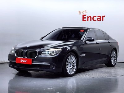 BMW 7 SERIES - 1