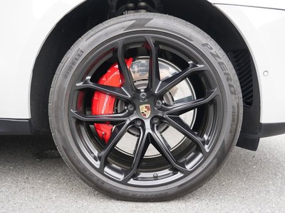 2023 Porsche MACAN thumbnail 34