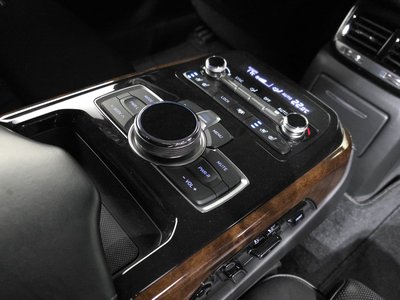 2017 Genesis EQ900 缩略图 19