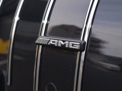 MERCEDES-BENZ EQE - 4