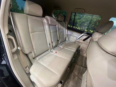 TOYOTA LAND CRUISER PRADO - 9