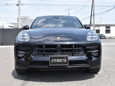 PORSCHE MACAN - 5