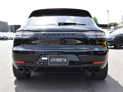 PORSCHE MACAN - 7