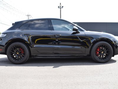 PORSCHE MACAN - 3