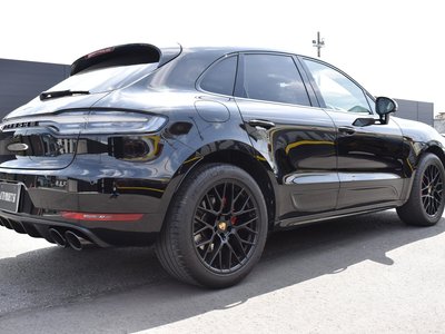 PORSCHE MACAN - 8