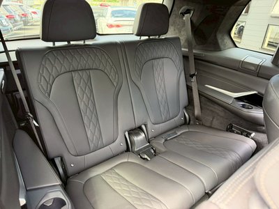 2022 BMW X7 缩略图 34