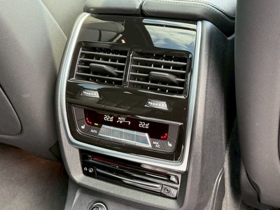 2022 BMW X7 缩略图 47
