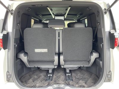 2025 Toyota ALPHARD — миниатюра 31