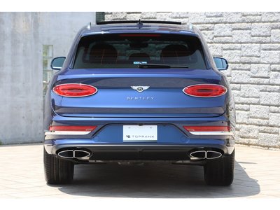 2021 Bentley BENTAYGA photo 9
