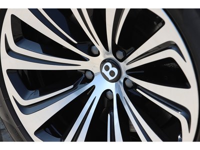 2021 Bentley BENTAYGA thumbnail 35