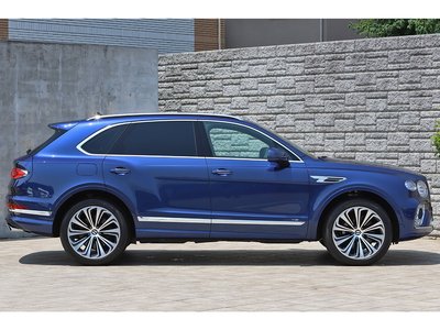 2021 Bentley BENTAYGA photo 7