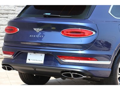 2021 Bentley BENTAYGA thumbnail 31