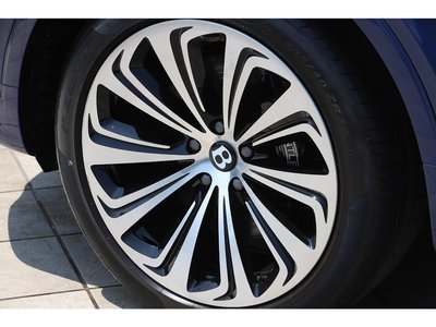 2021 Bentley BENTAYGA thumbnail 36