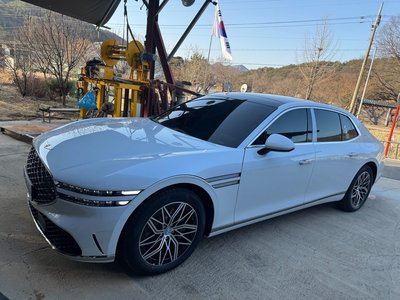 2026 Genesis G90 (RS4) 照片 1