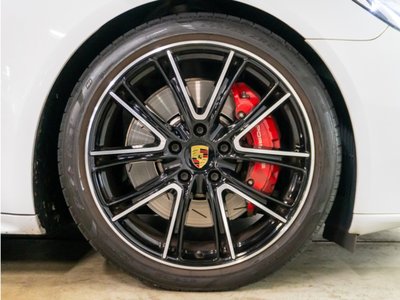PORSCHE PANAMERA - 8