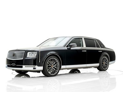 TOYOTA CENTURY - 3