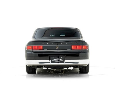 TOYOTA CENTURY - 6