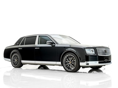 TOYOTA CENTURY - 9