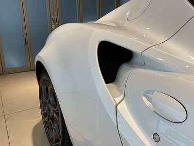 صورة 63 لـ 2019 ALFA Romeo 4C SPIDER