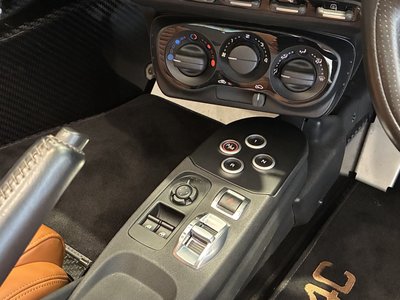 2019 ALFA Romeo 4C SPIDER 照片 8