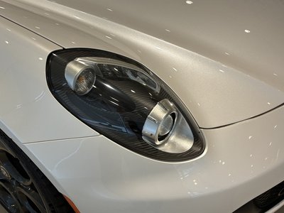صورة 45 لـ 2019 ALFA Romeo 4C SPIDER