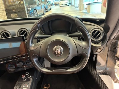 صورة 32 لـ 2019 ALFA Romeo 4C SPIDER