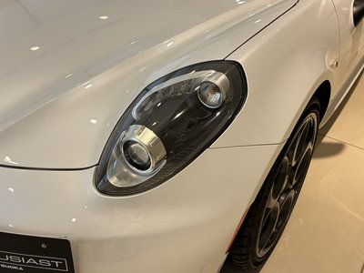 صورة 25 لـ 2019 ALFA Romeo 4C SPIDER